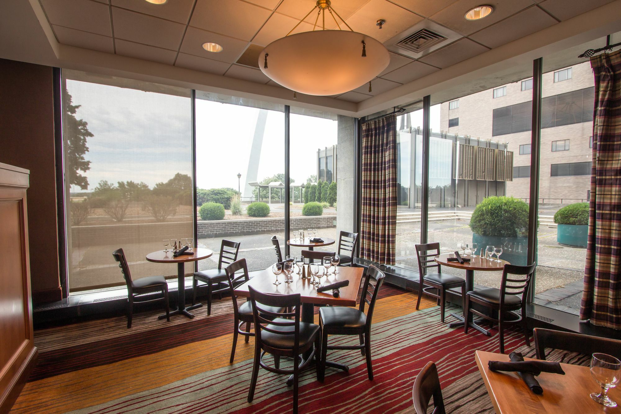 City Place Hotel Saint Louis Exterior photo